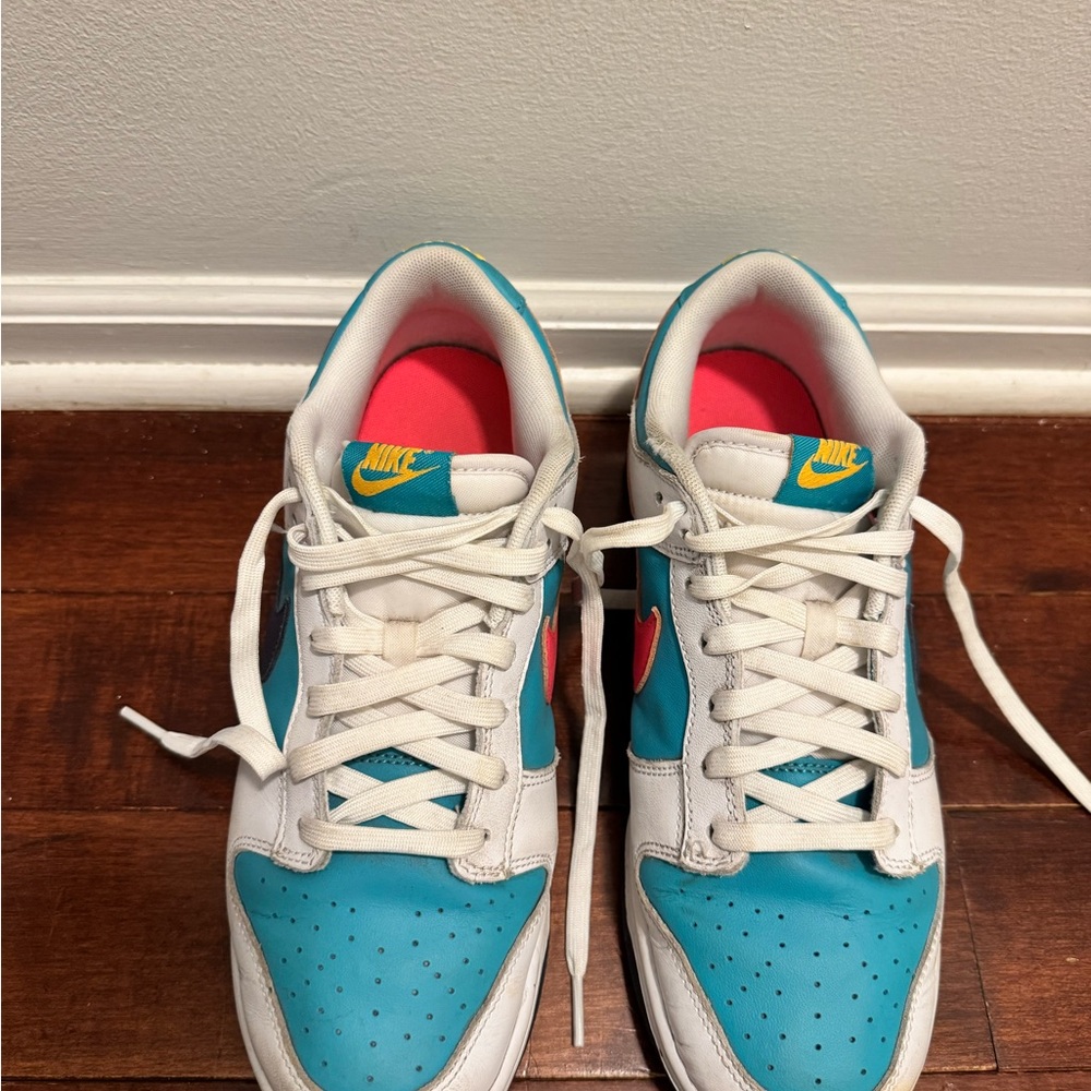 Nike Teal and White Sneakers with Pink Highlights